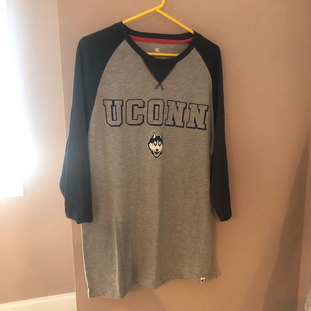 Men’s University of Connecticut Long Sleeve